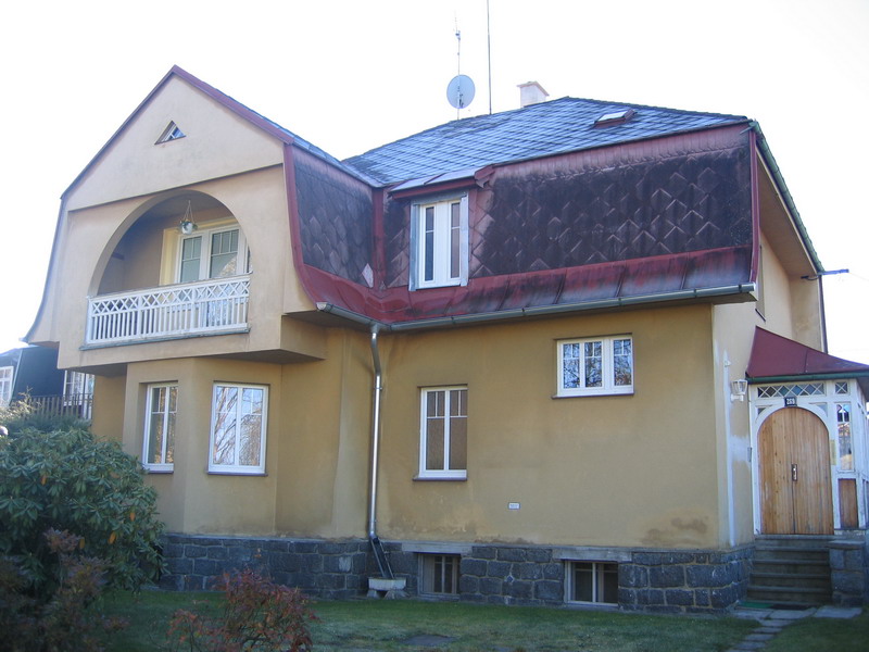 apartmn Mike