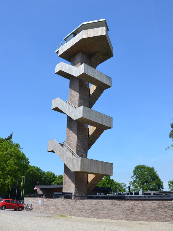 Wilhelminatoren - rozhledna se skywalk