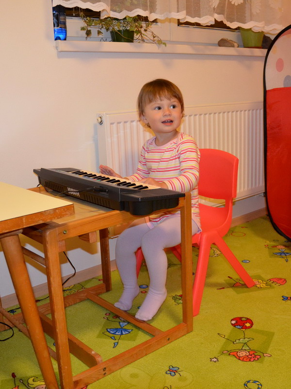 bude ze m� pianistka